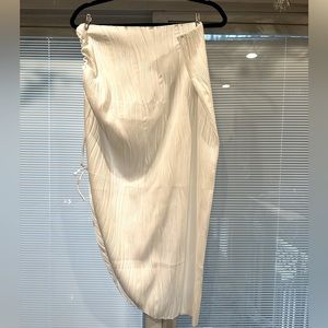 White cover up- Fashion Nova